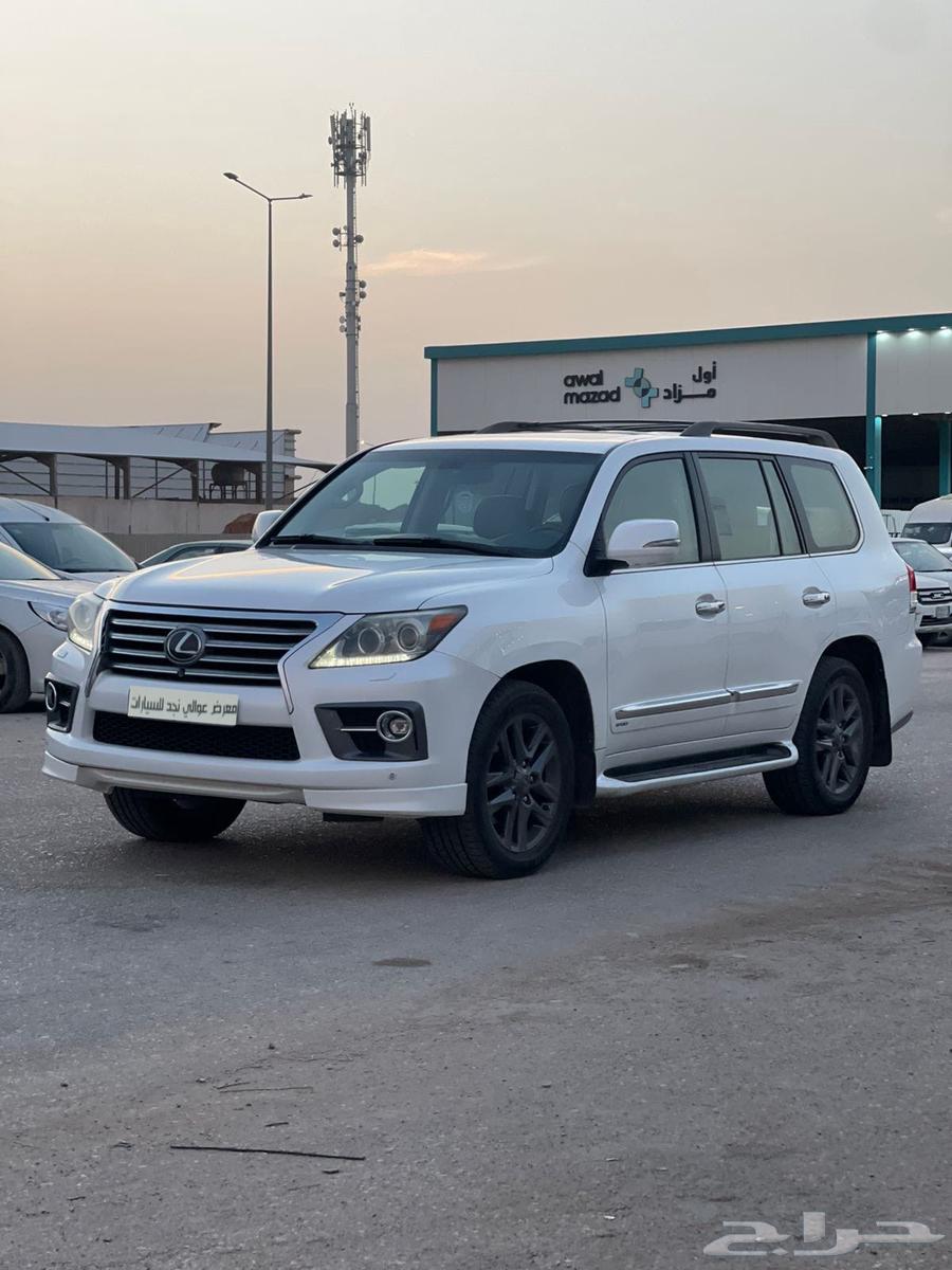 Lexus LX 570. 201564549036723459111