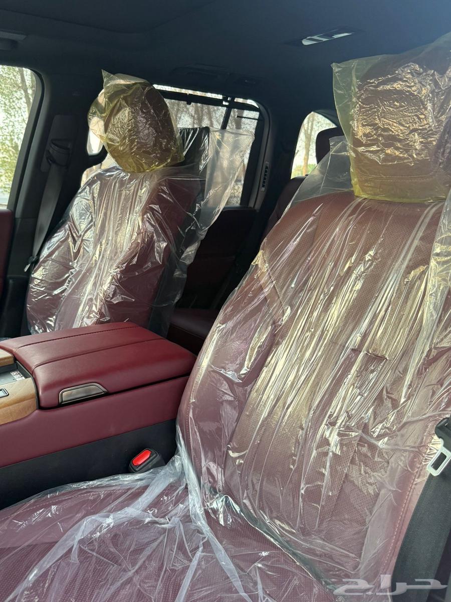 لكزس 33الف كيلو فقط64539130124163113