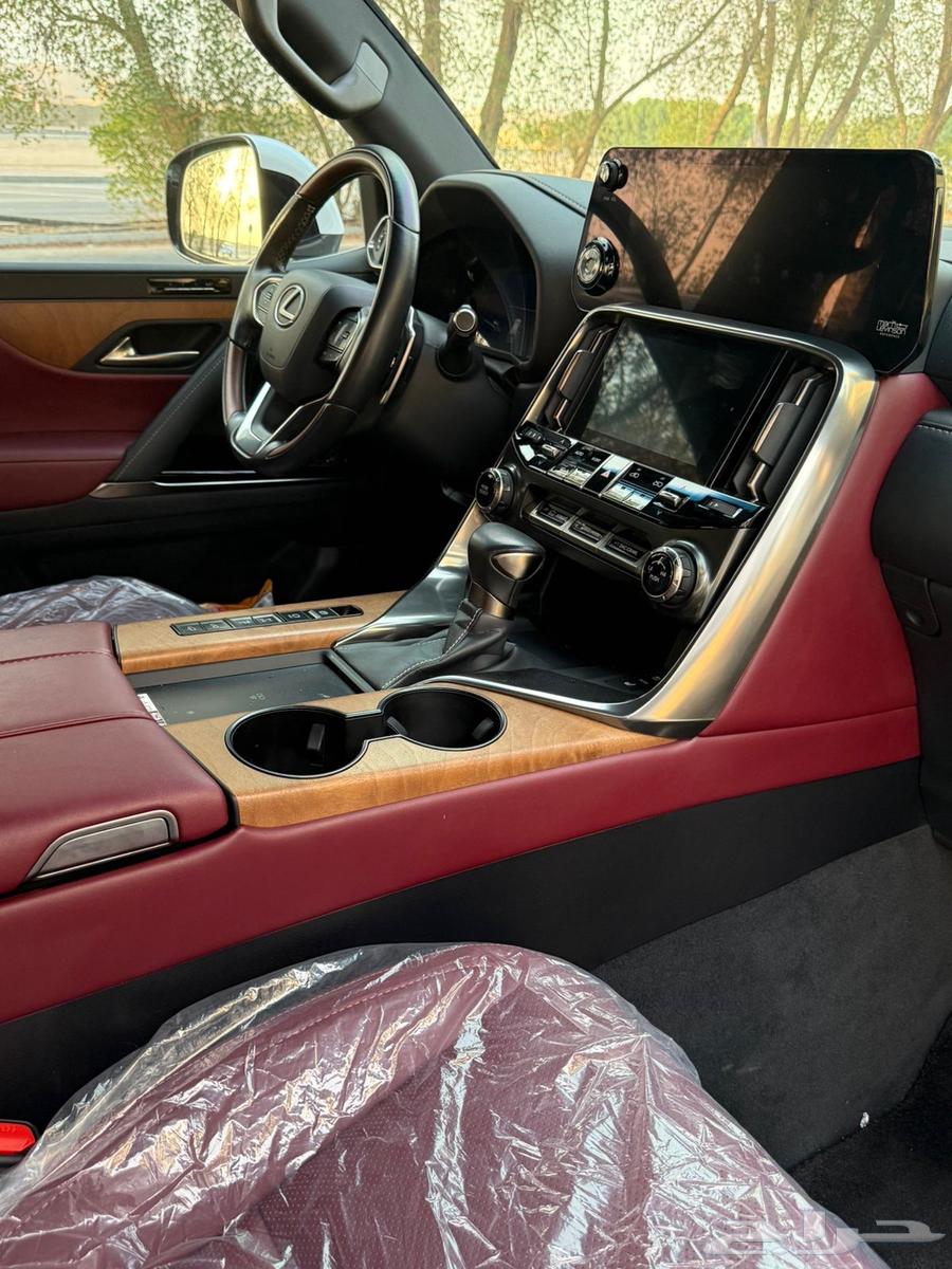 لكزس 33الف كيلو فقط64539130124163111