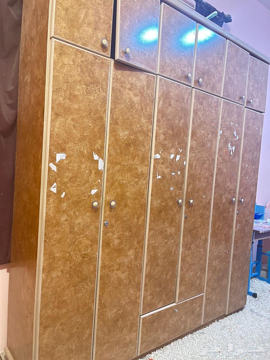 دولاب نظيف للبيع 50 ريال فقط ولفتره محدودة64397783373827112