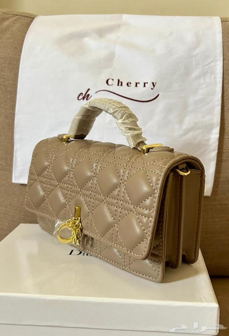 ديور64392786011138111