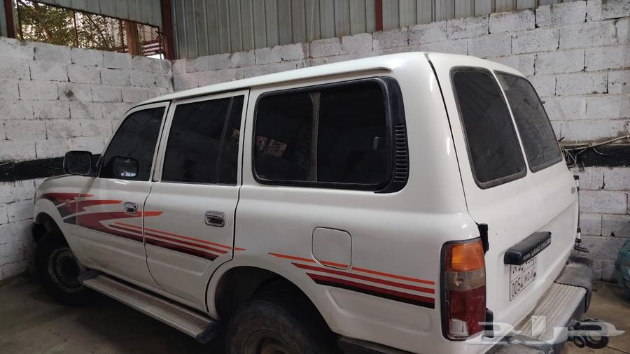 Toyota Land Cruiser Solol model 92, new, has been in an accident, full chassis replaced and new64540666612482110