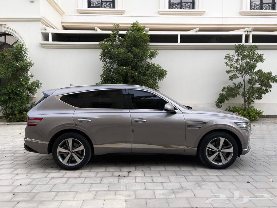 Genesis GV 8064543110930307112