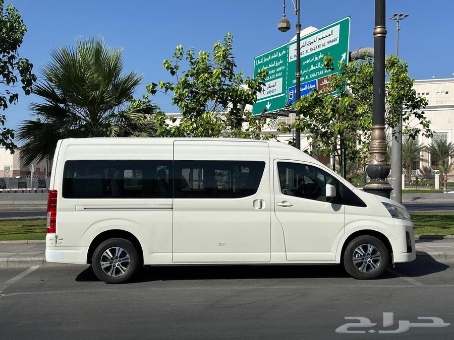 Hiace 2025 and Setria 2024 for rent with driver in the city63618145383811112