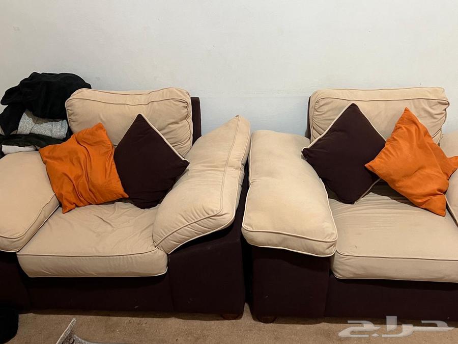أريكة من أربع قطع نظيفة وبلا عيوب64392553162625112