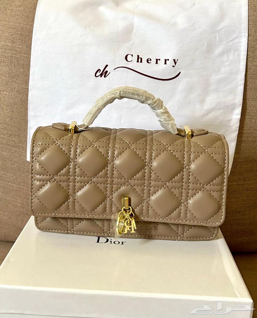 ديور64392786011138110