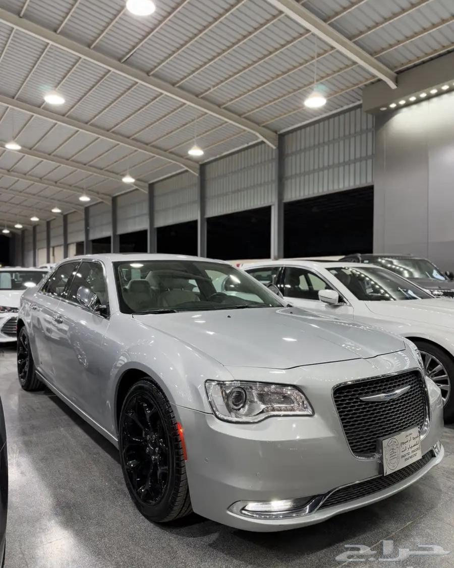 كرايزلر C300 نص فل 2021 فضي معرض(عبيد الرشيدي)64550718356866111