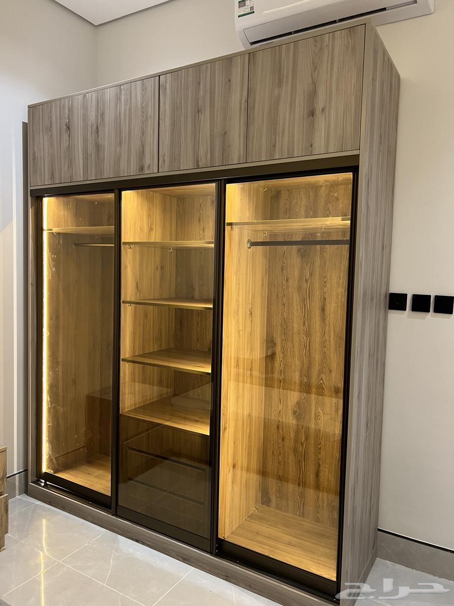 للبيع طقم غرفة نوم مودرن فاخر64395324018177111