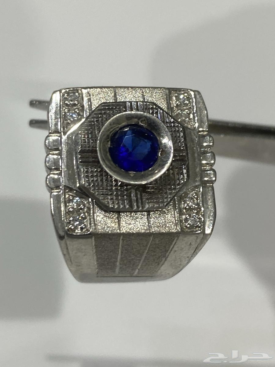 خاتم فضه إيطالي راقي وفخم بفص ياقوت ازرق ومرصع بزركون64394813754753112