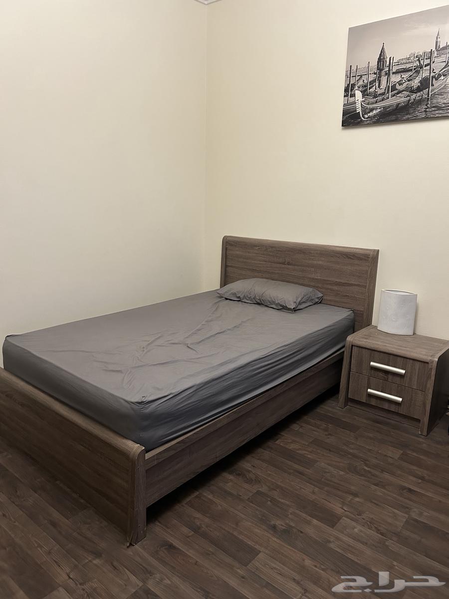 للبيع اثاث غرفة نوم وصالة وكرسي استرخاء64399842521986113