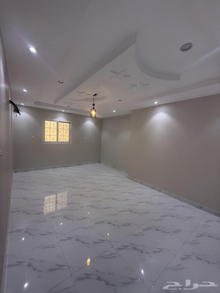 6-bedroom villa with hall, shaded courtyard and car entrance in Al-Buadi neighborhood63614091377665113