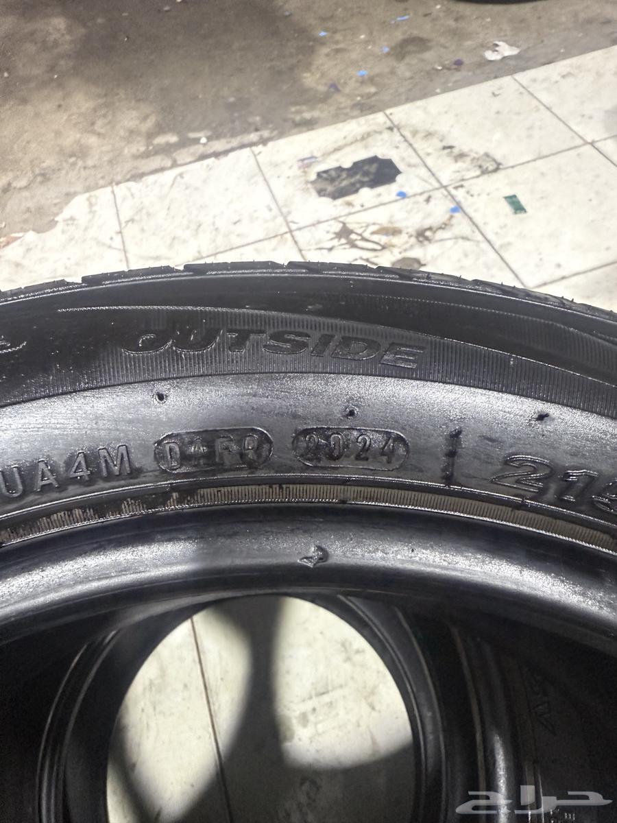 215 50 17 كفرات نكسن مستخدمة نضيفة جدا  ومشروطة 2464396268198146112