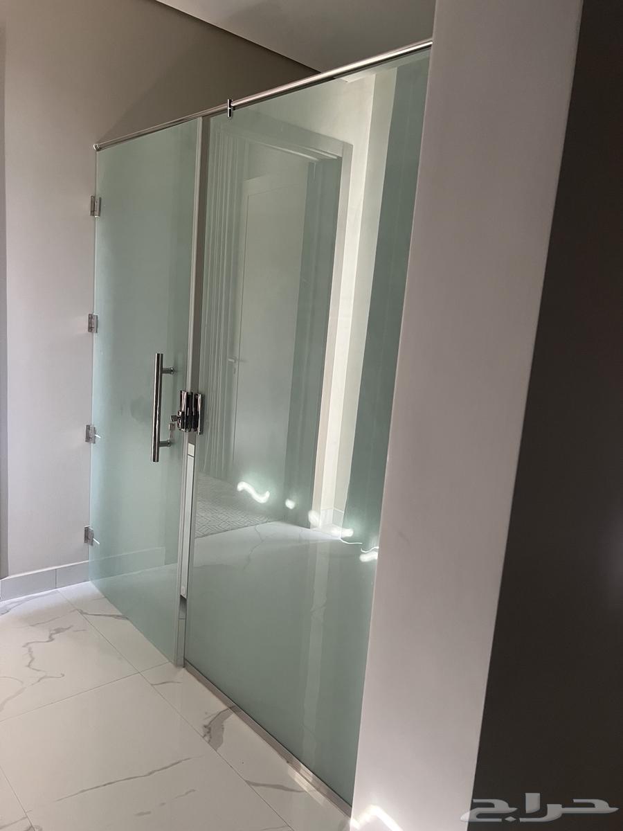 باب قزاز للبيع راكب الان64398339566337112