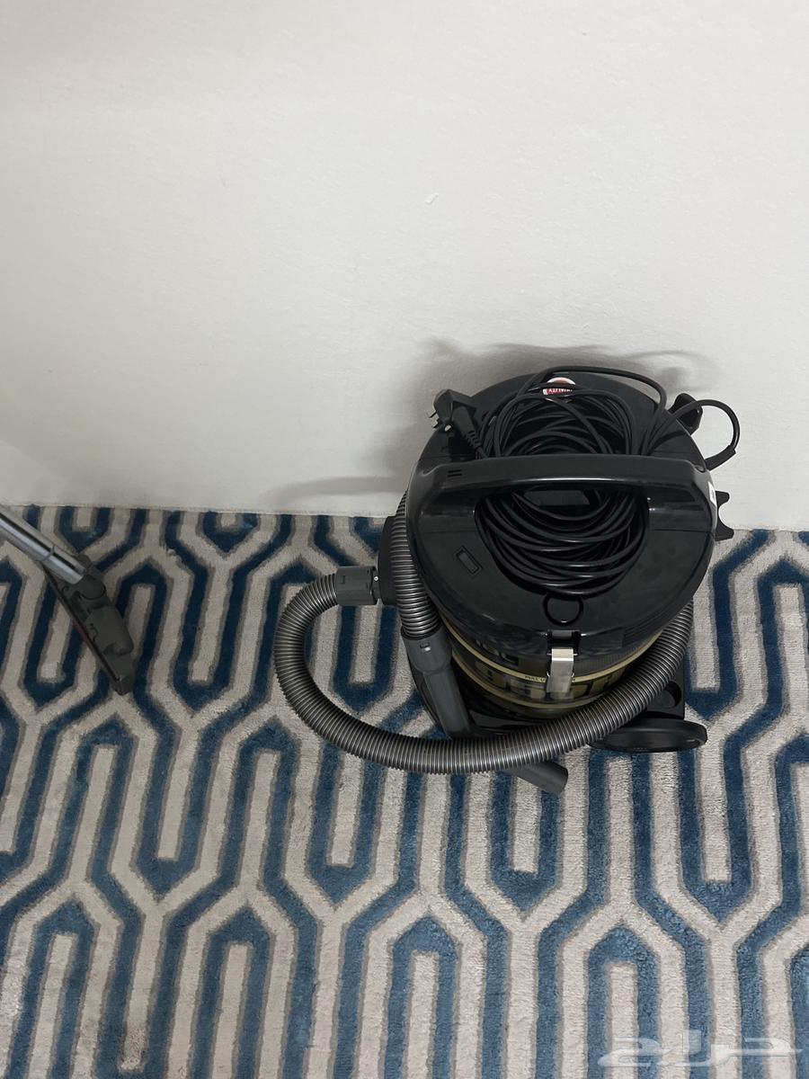 مكنسة هيتاشي نظيفة مالها عندي يومين64400674886787110