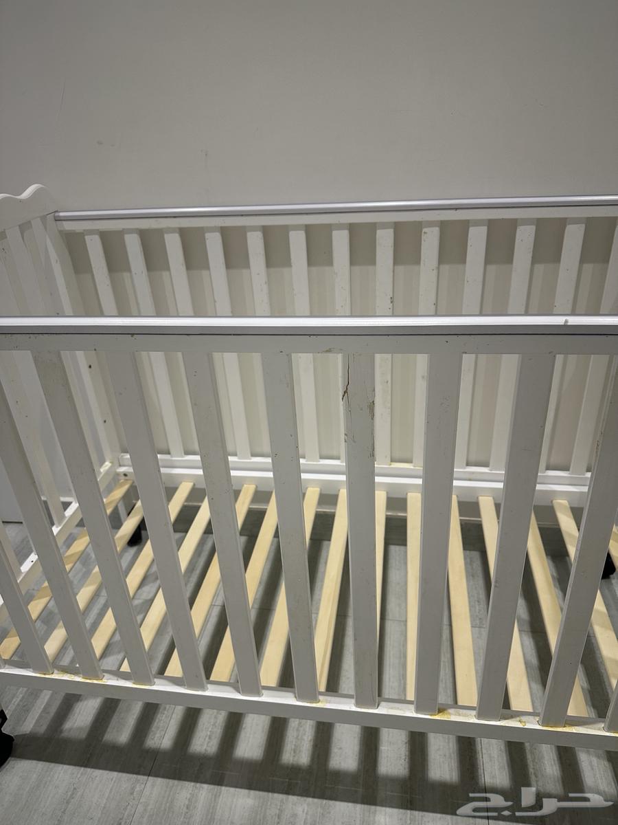 كرسي اطفال وسرير اطفال64397353568642110