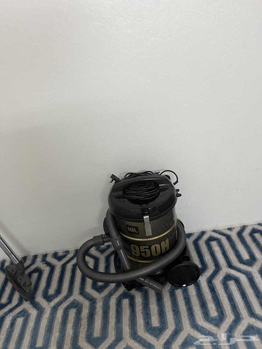 مكنسة هيتاشي نظيفة مالها عندي يومين64400674886787112