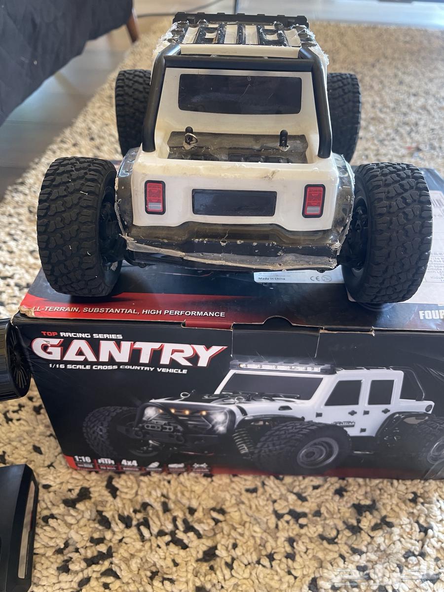 سيارة ريموت كنترول شبه الجديده64398089613698112