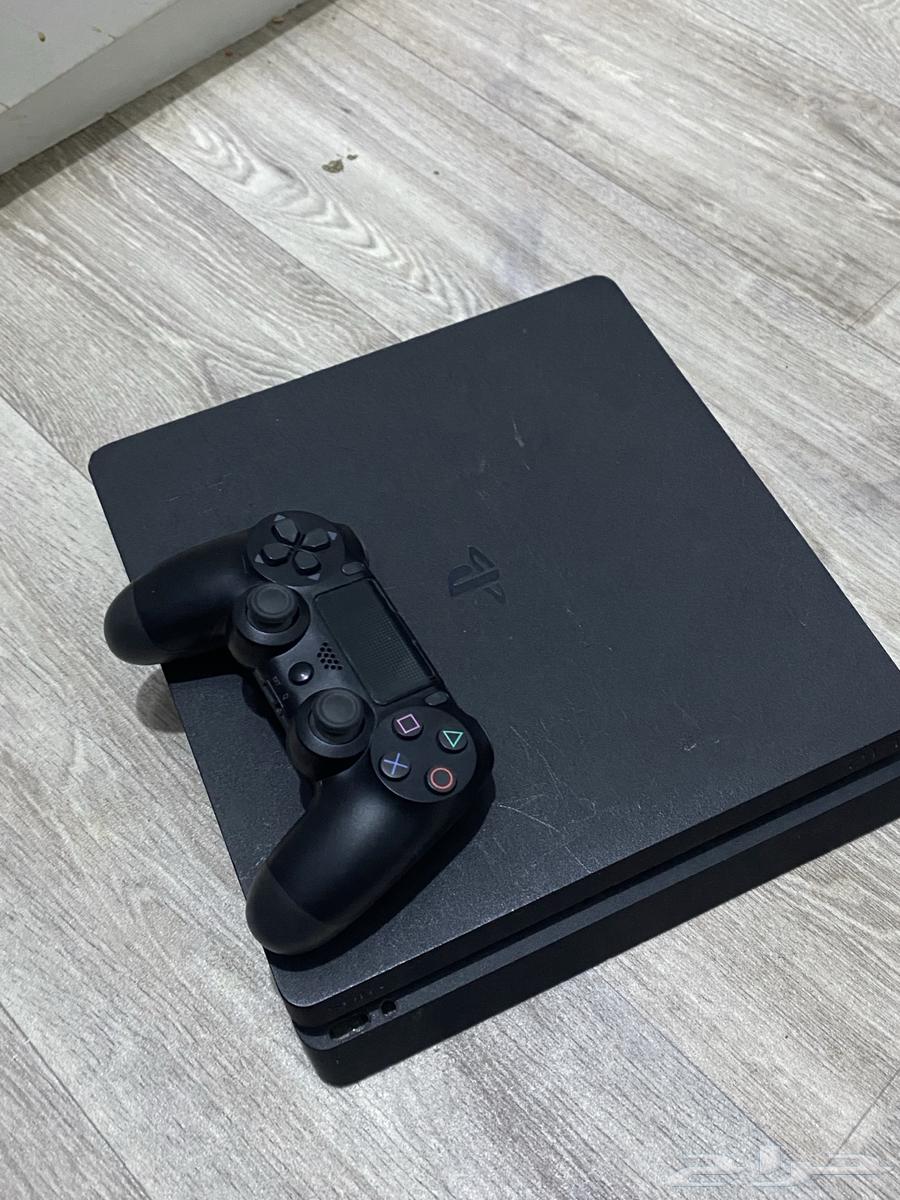 للبيع سوني بلايستيشن 4 إصدار قديم قابل للتهكير64392456514179110