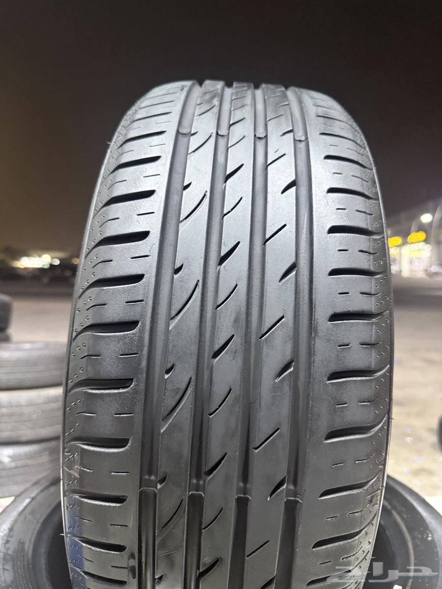 215 50 17 كفرات نكسن مستخدمة نضيفة جدا  ومشروطة 2464396268198146110