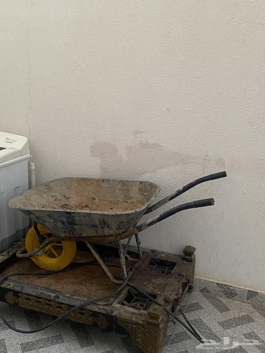للبيع عربيه و غساله و سرير حديد64394909927811110