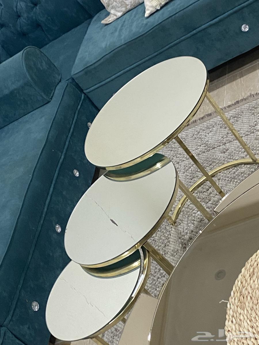 Air conditioners, serving tables, and service items64398506801795113