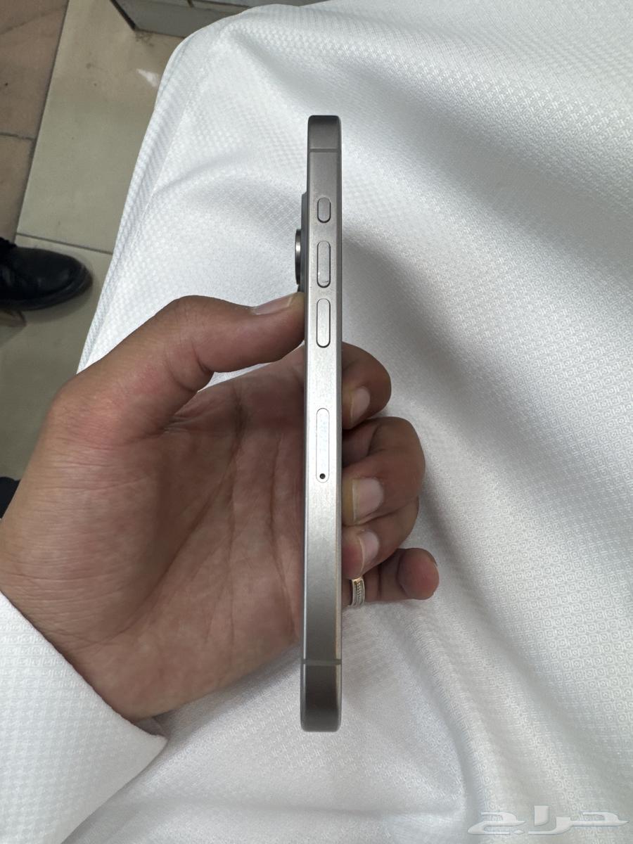 15 برو للبيع 128 قيقا مو مفتوح نظيف جدا64401035996290111