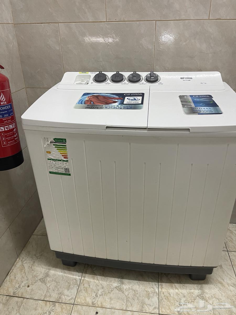 غسالة نظيفة جدا  شبه جديد وماركة معروفة للبيع64394345065473110