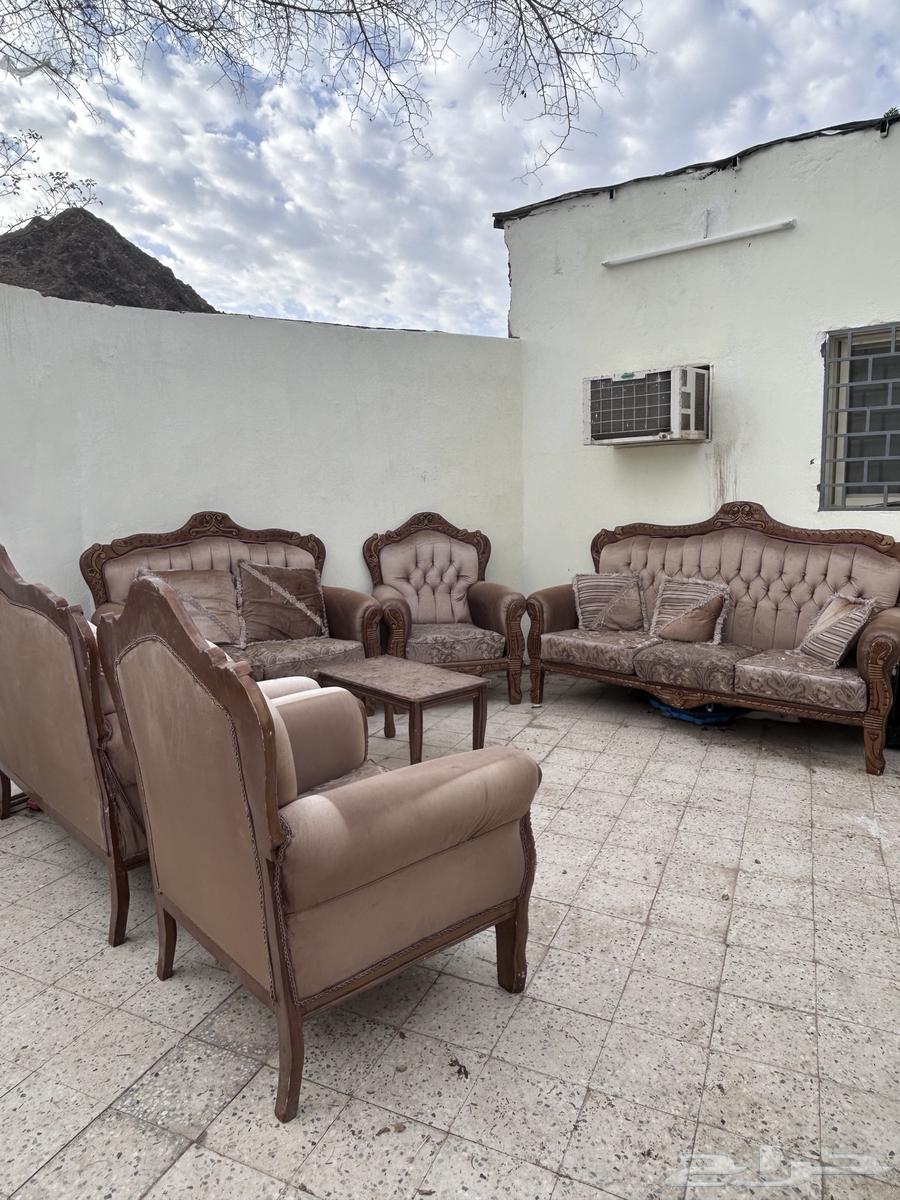 كنب للبيع خمسه قطع64395310527491111