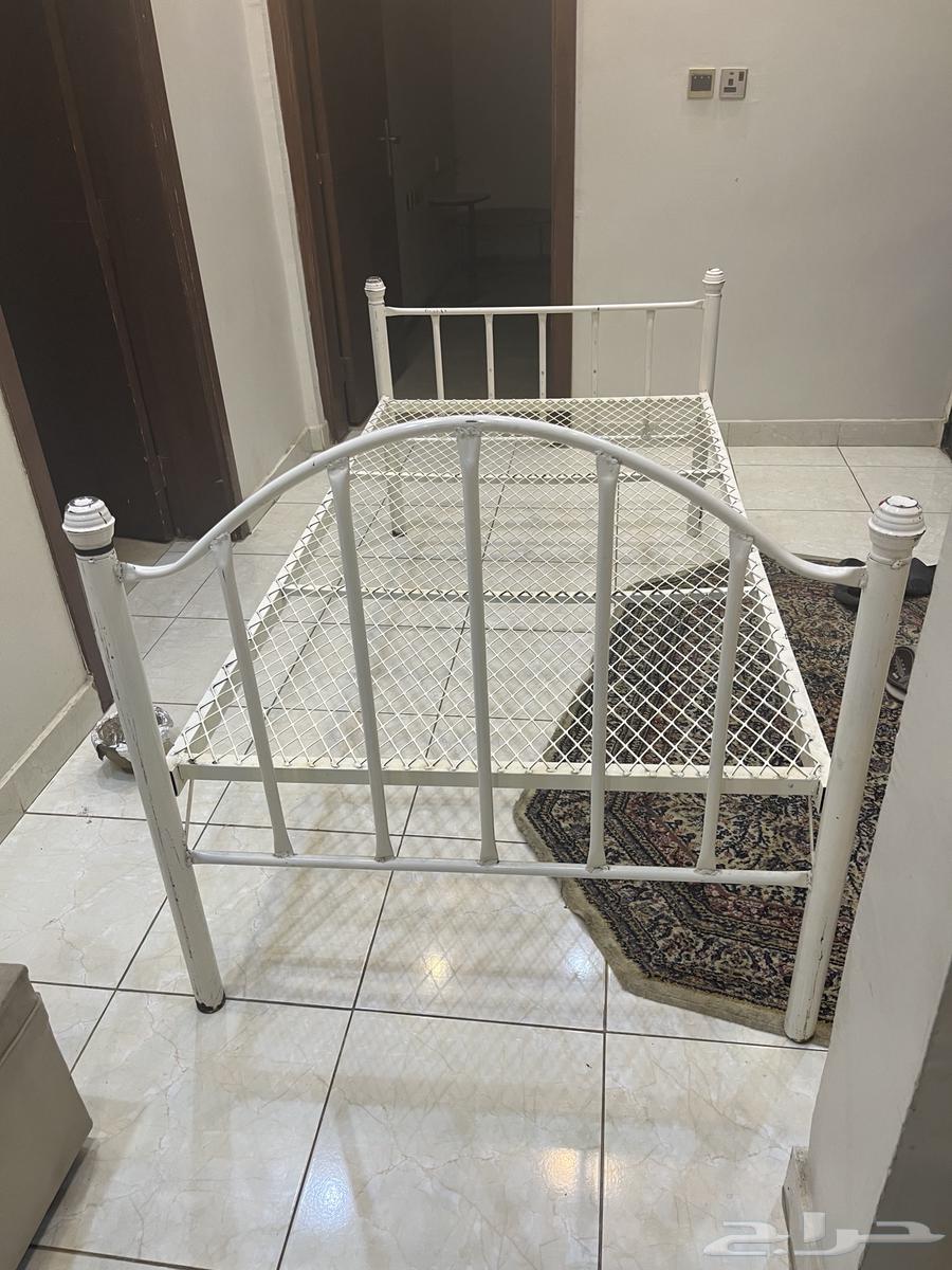 عدد اثنين كراسي للبيع على السوم64398047187075111