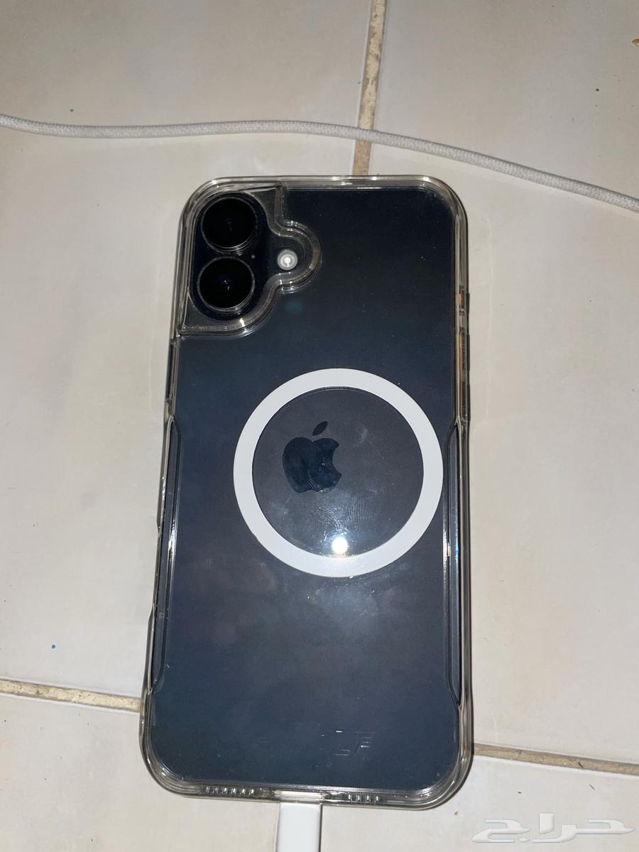 For sale iPhone 16 with box, Mobiley warranty, 3 months remaining on warranty, 256GB64399022556801111