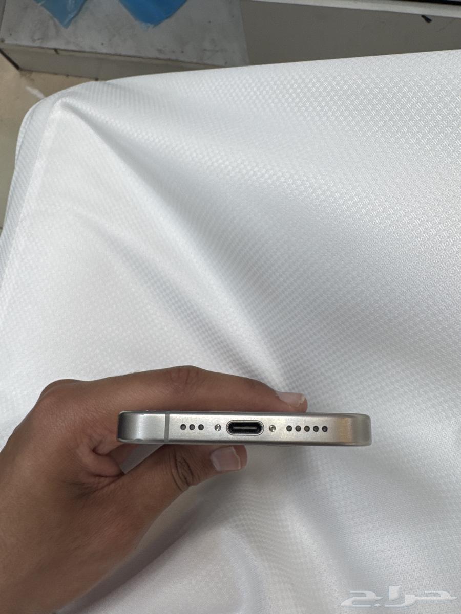 15 برو للبيع 128 قيقا مو مفتوح نظيف جدا64401035996290114