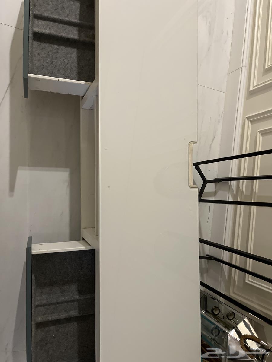 طوالة تلفزيون من أكيا64398534536705113