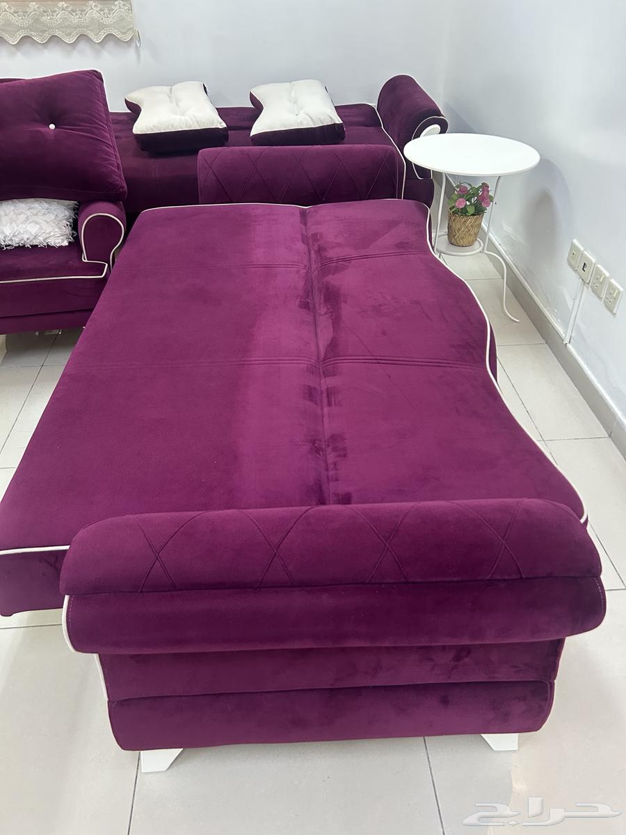 Two sofa sets, each set with 3 pieces64394800218883111