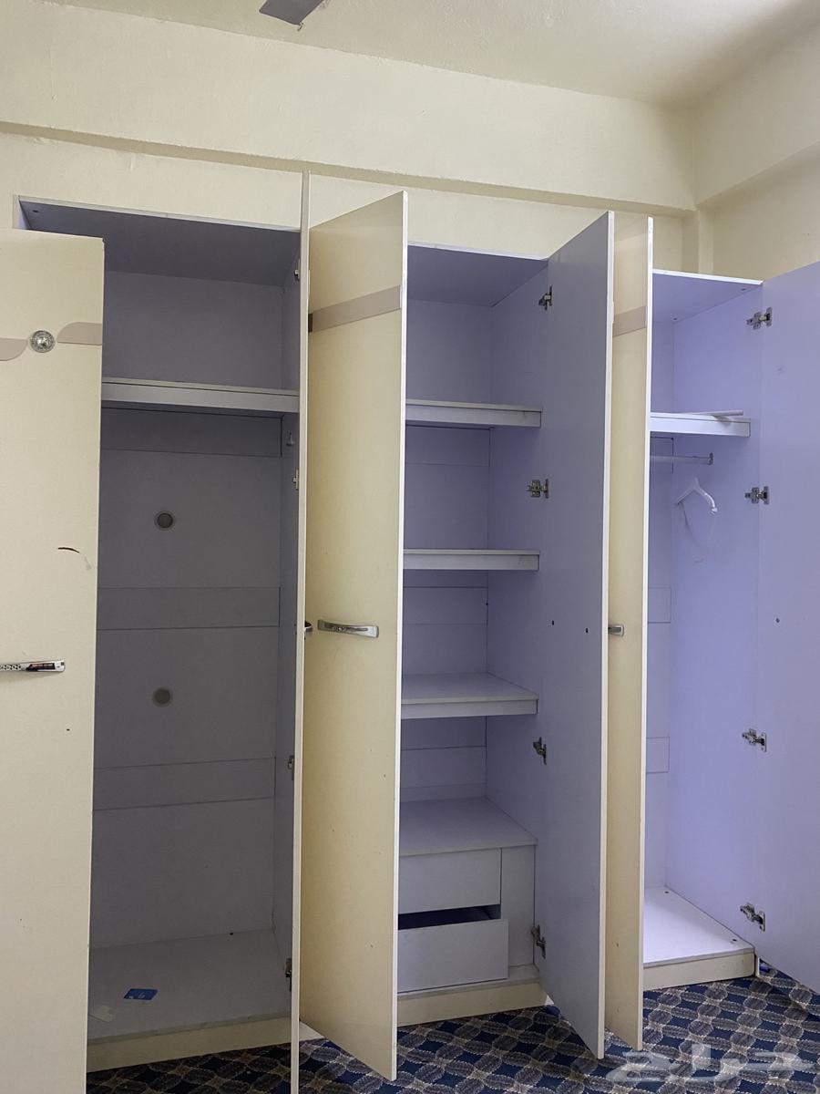 Large clean used cabinet, very short usage period, for sale64394813792258110