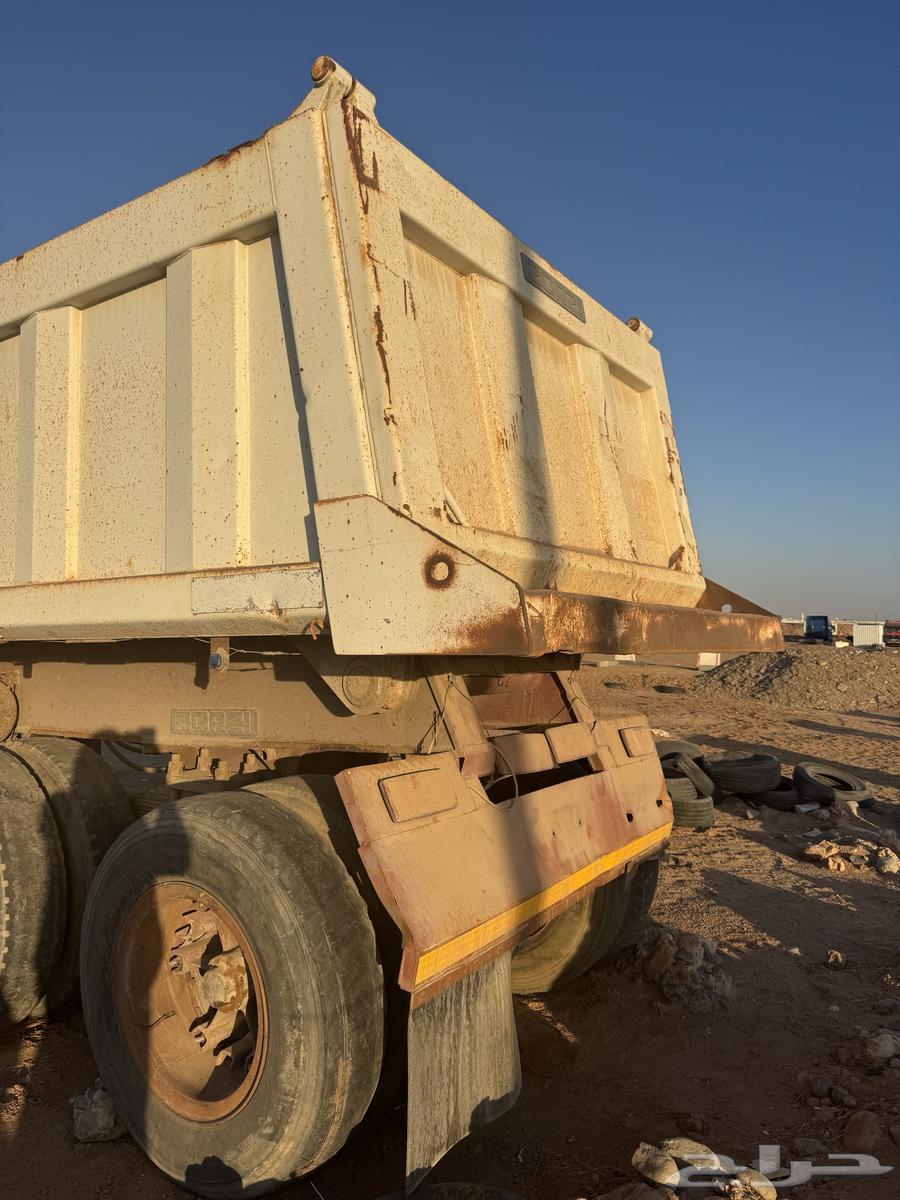 صندوق قلاب تريلا64545870260354111