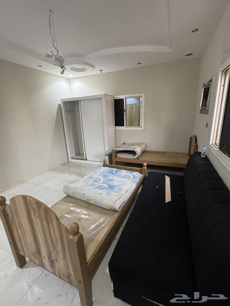 غرفة مستعملة للبيع64401105601282110