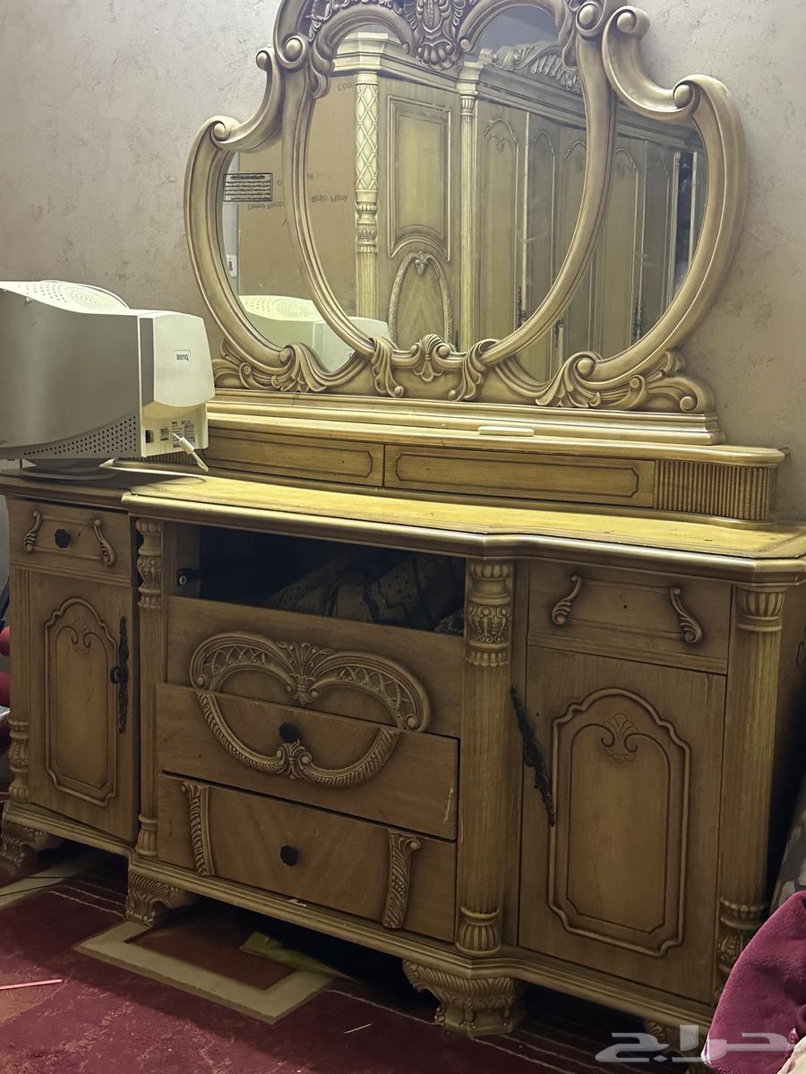 غرفه نوم مستعمله صيني يوجد درج مكسور64398103435779112