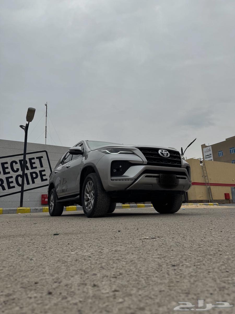 فورتشنر مديل 2022 فل كامل ديزل ممشى 9164543973555585114