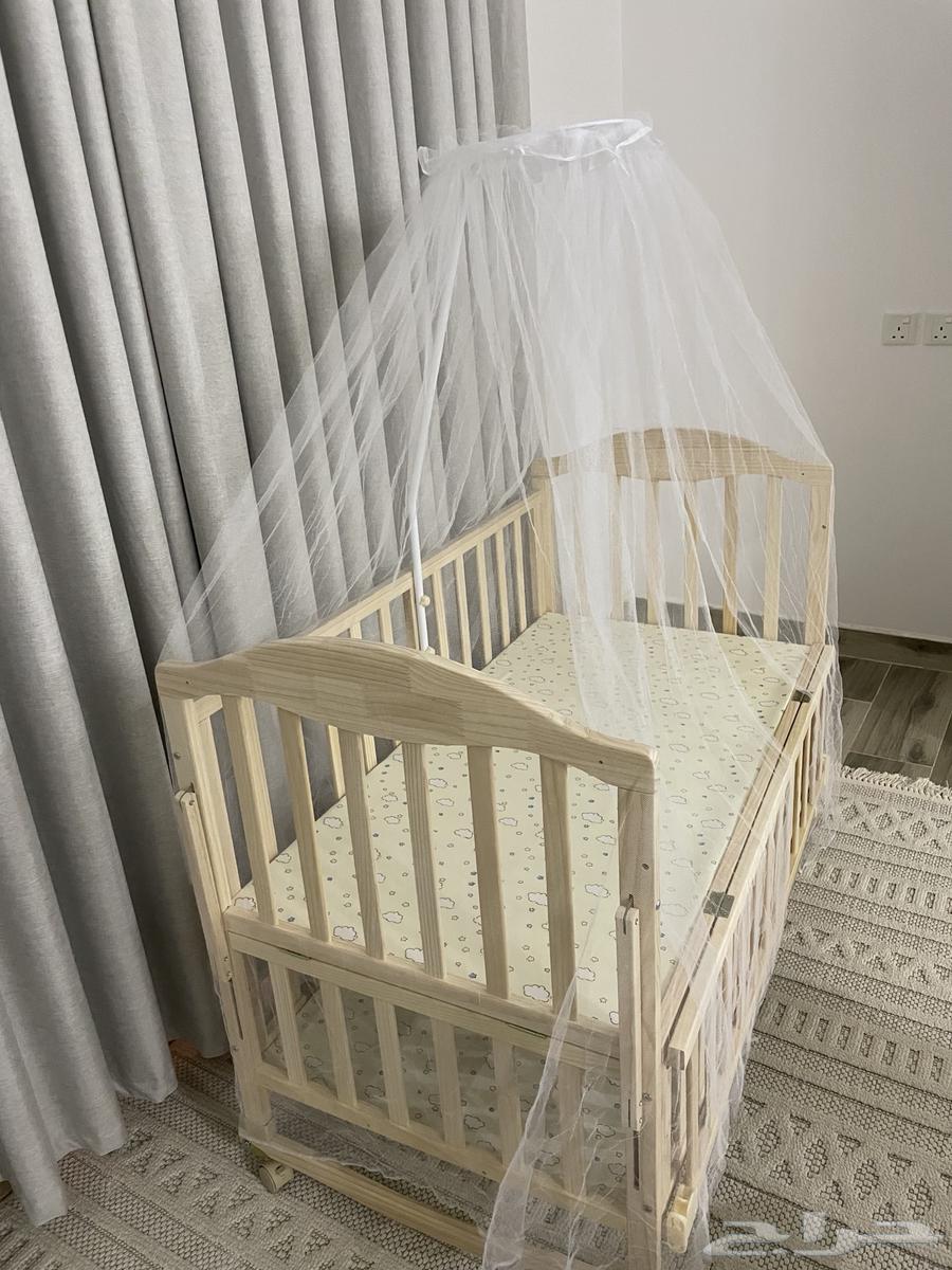 سرير ومحبس اطفال جديد لم يستخدم64400772082050111