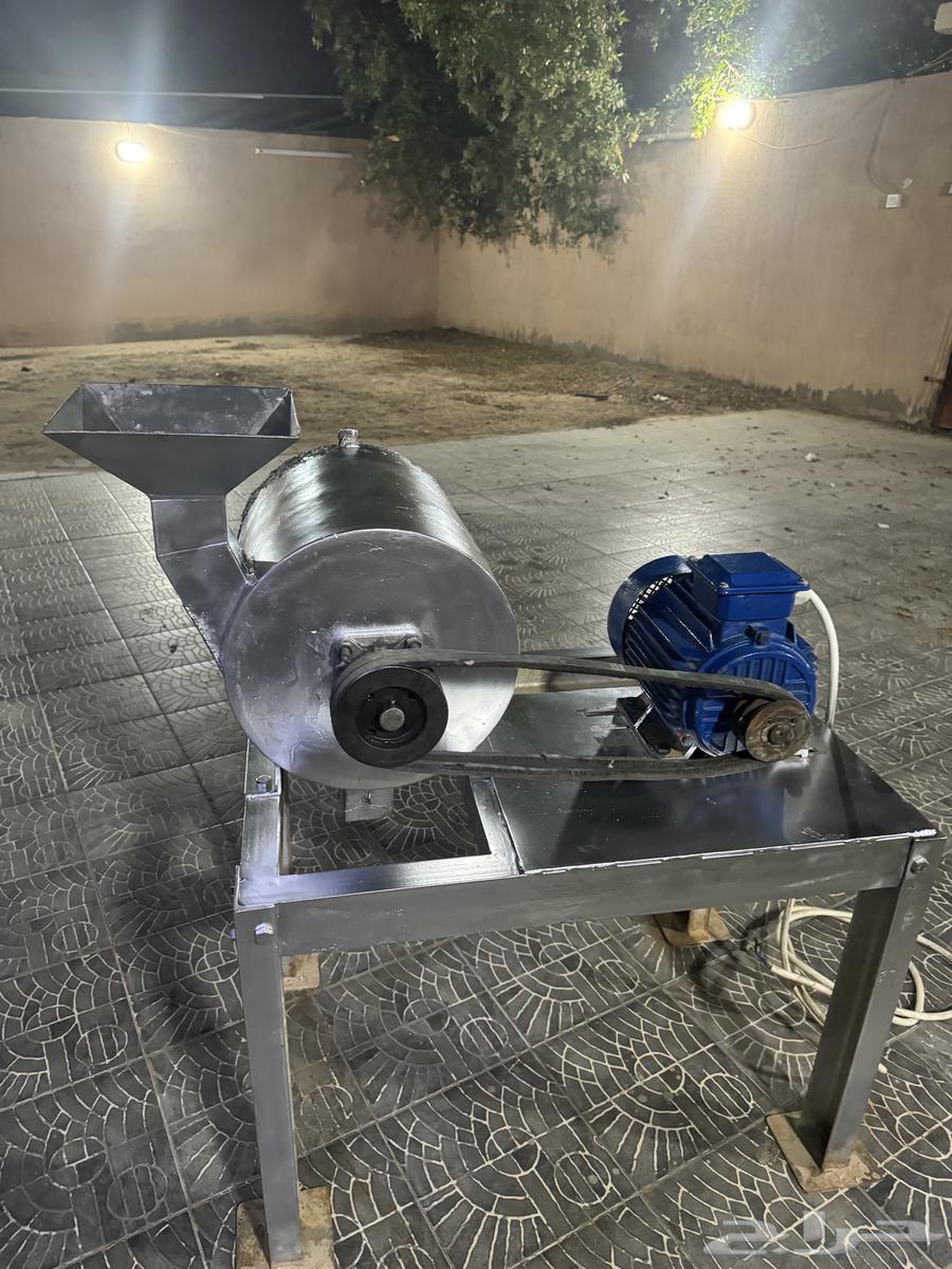 كسارة (طاحونه ) حجر تطحن بودره64539882331267111