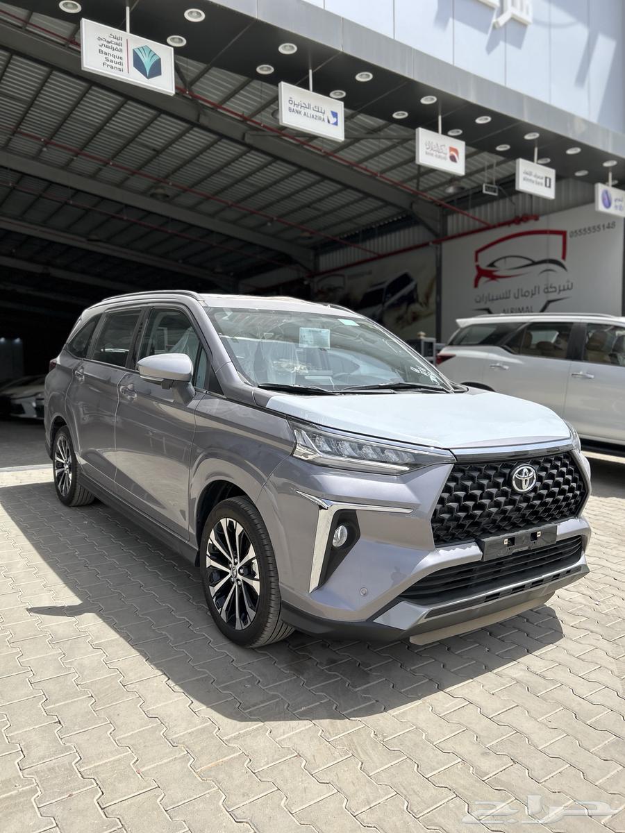 تويوتا   فيلوز GLX بنزين فل كامل رصاصي 74100 شامل الضريبة64545799851010111