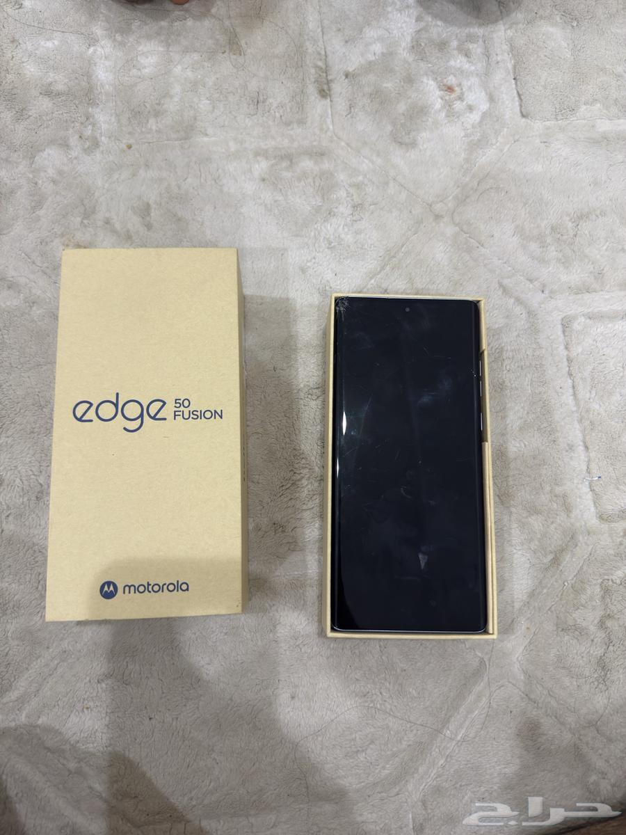 جوال موتورولا ايدج50فيوجن ذاكره256 قيقا ببيشه شاشته مكسوره64395573505666111