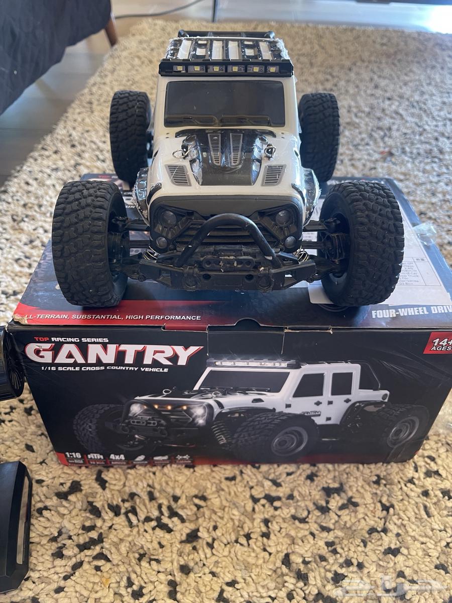 سيارة ريموت كنترول شبه الجديده64398089613698111