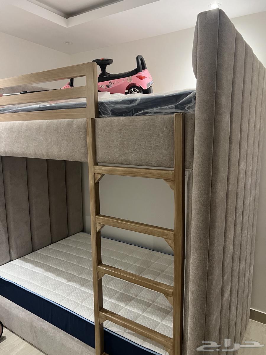 سرير جديد لم يستخدم مع المراتب64400563454465110