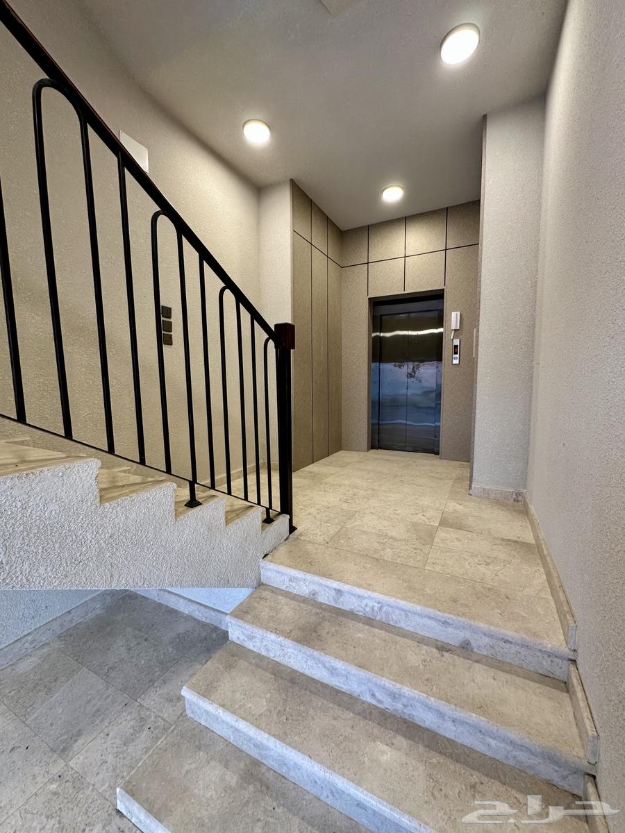 Luxury apartments for sale near Bahs and Damac Club for 500,000 SAR with VIP finishing63614092085762112