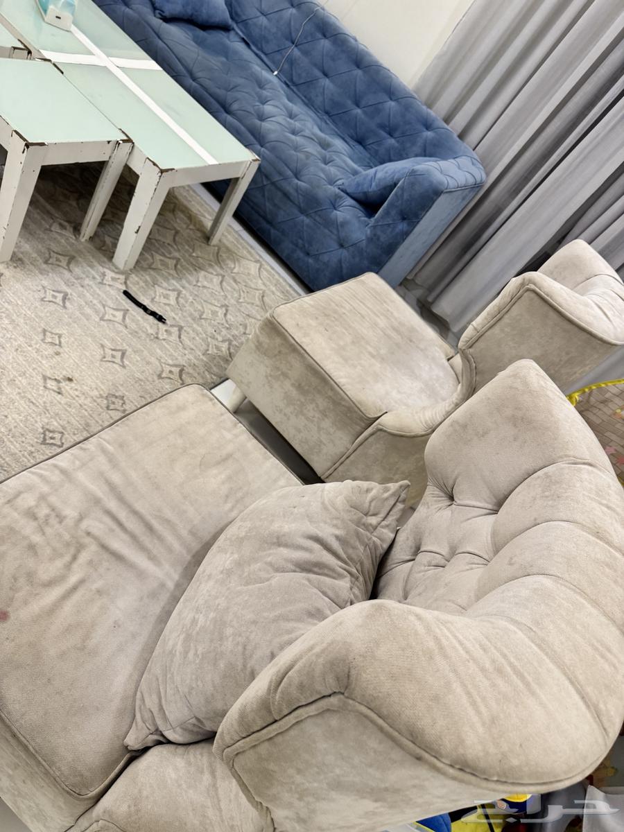 كنب 4 قطع مع 3 طاولات وسجاد القصيم بريدة تواصل وتس فقط64392456587393112