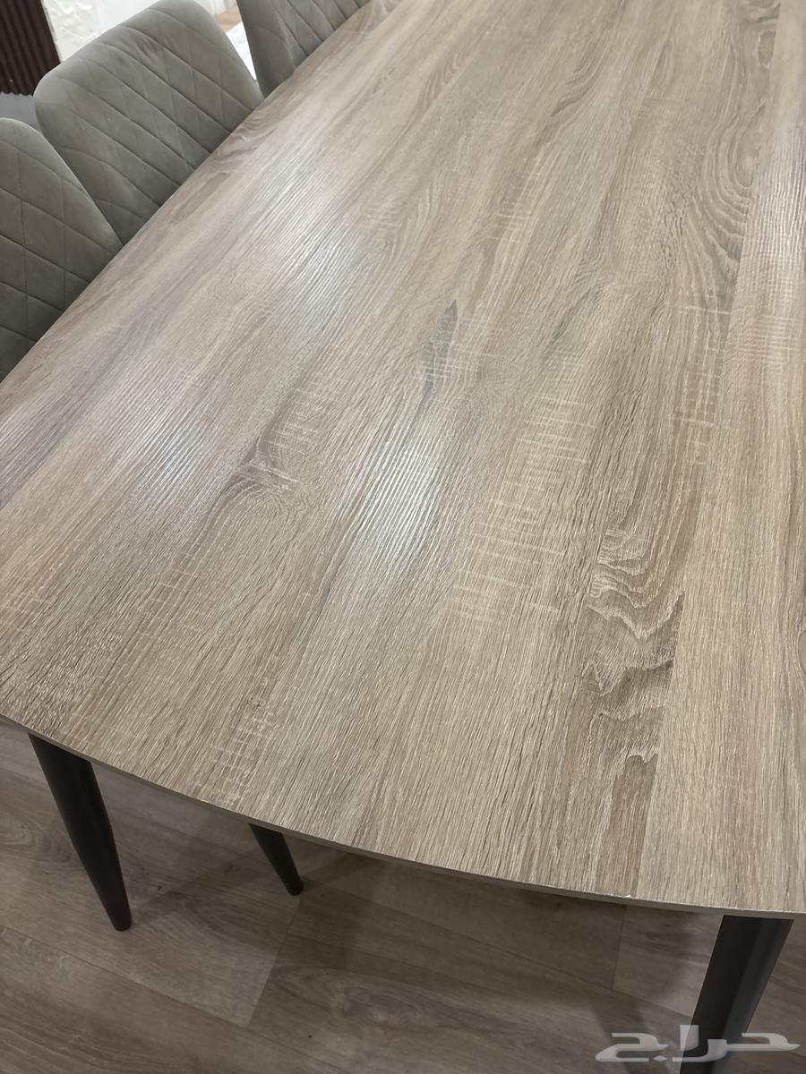 طاوله للبيع64399647956353111