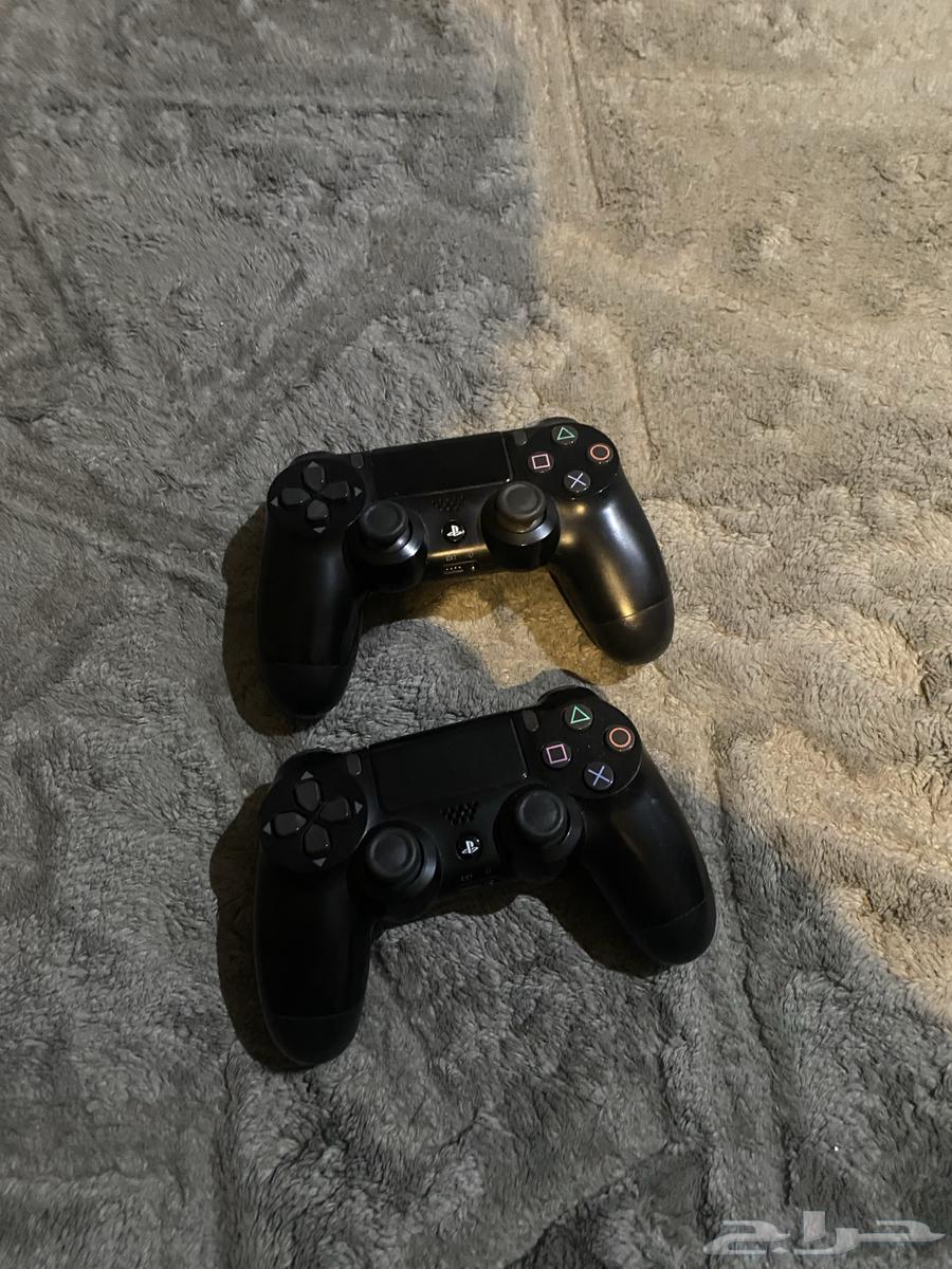 يد سوني فور والسماعه على السوني وعلى البيسي64392608150658111