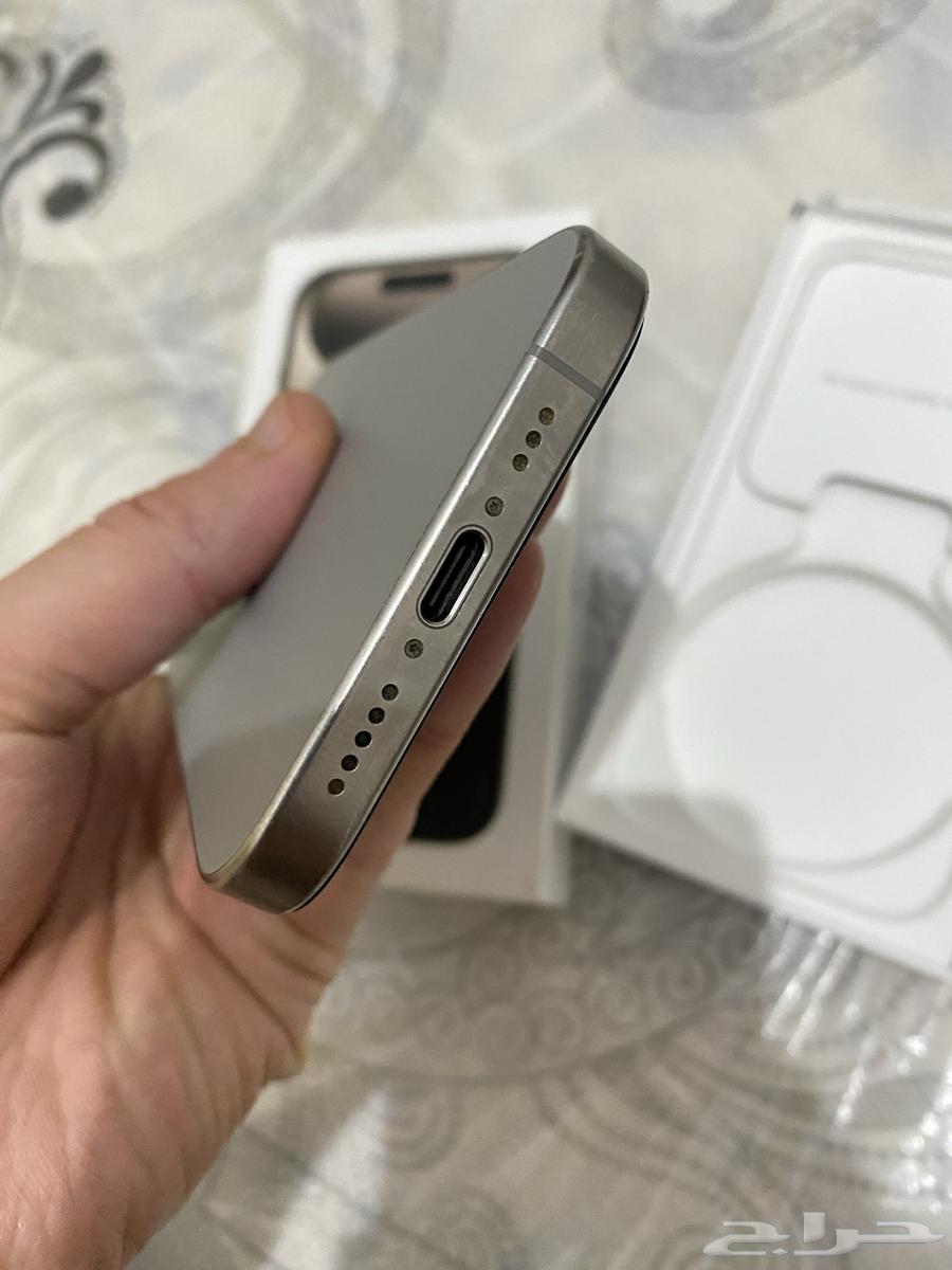 ايفون 15 بروو 25664397977369219113