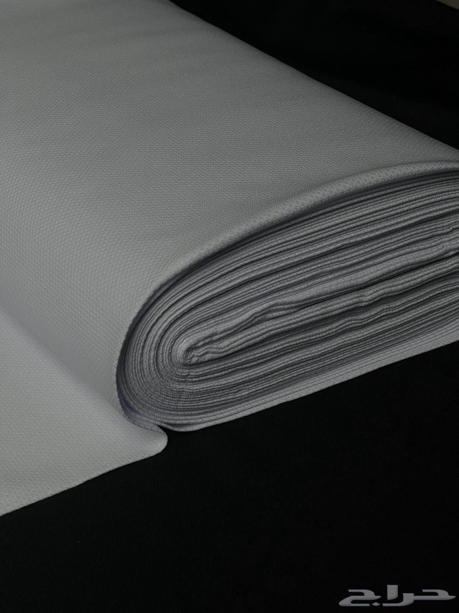 Smiramis fabric with distinctive cell pattern64398841928963113